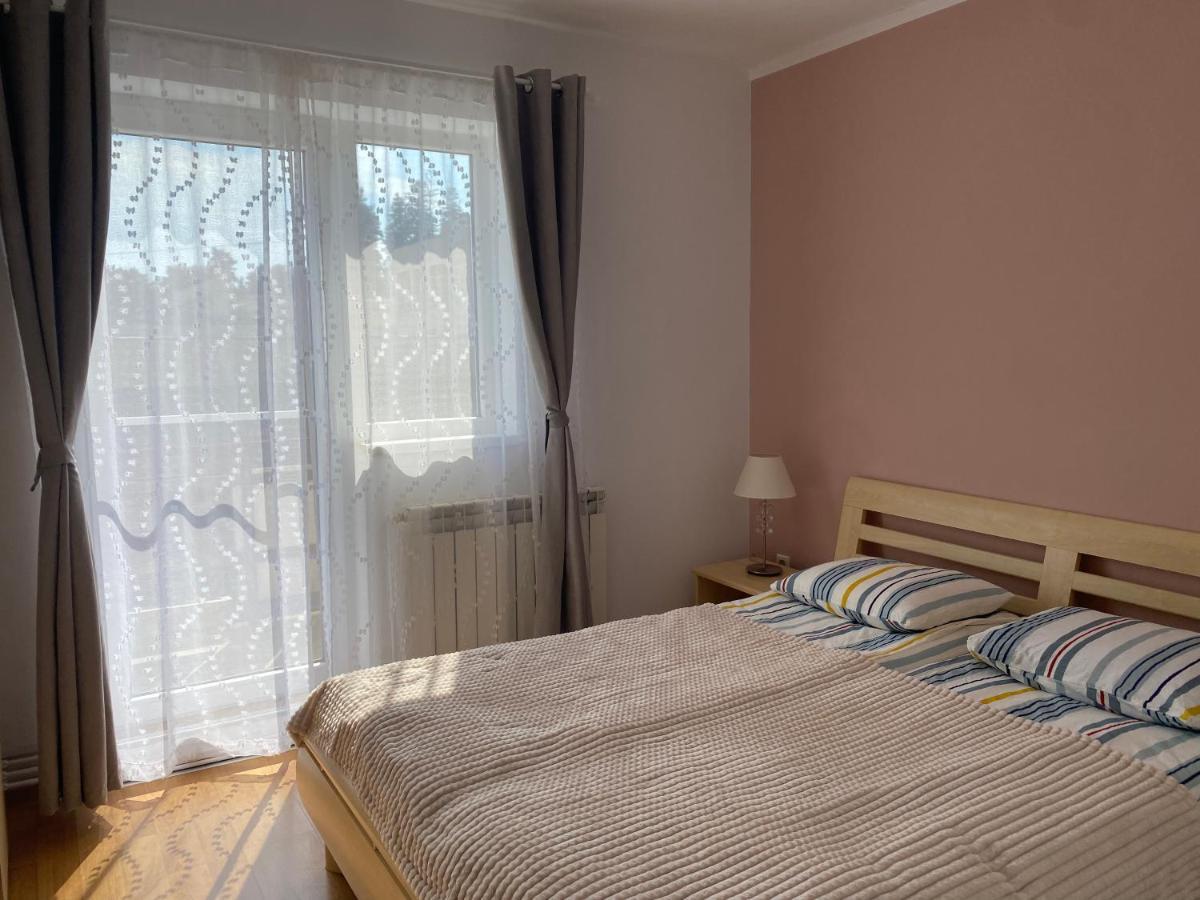 Ferienwohnung Sendy Apartman 2 Sfântu-Gheorghe Exterior foto